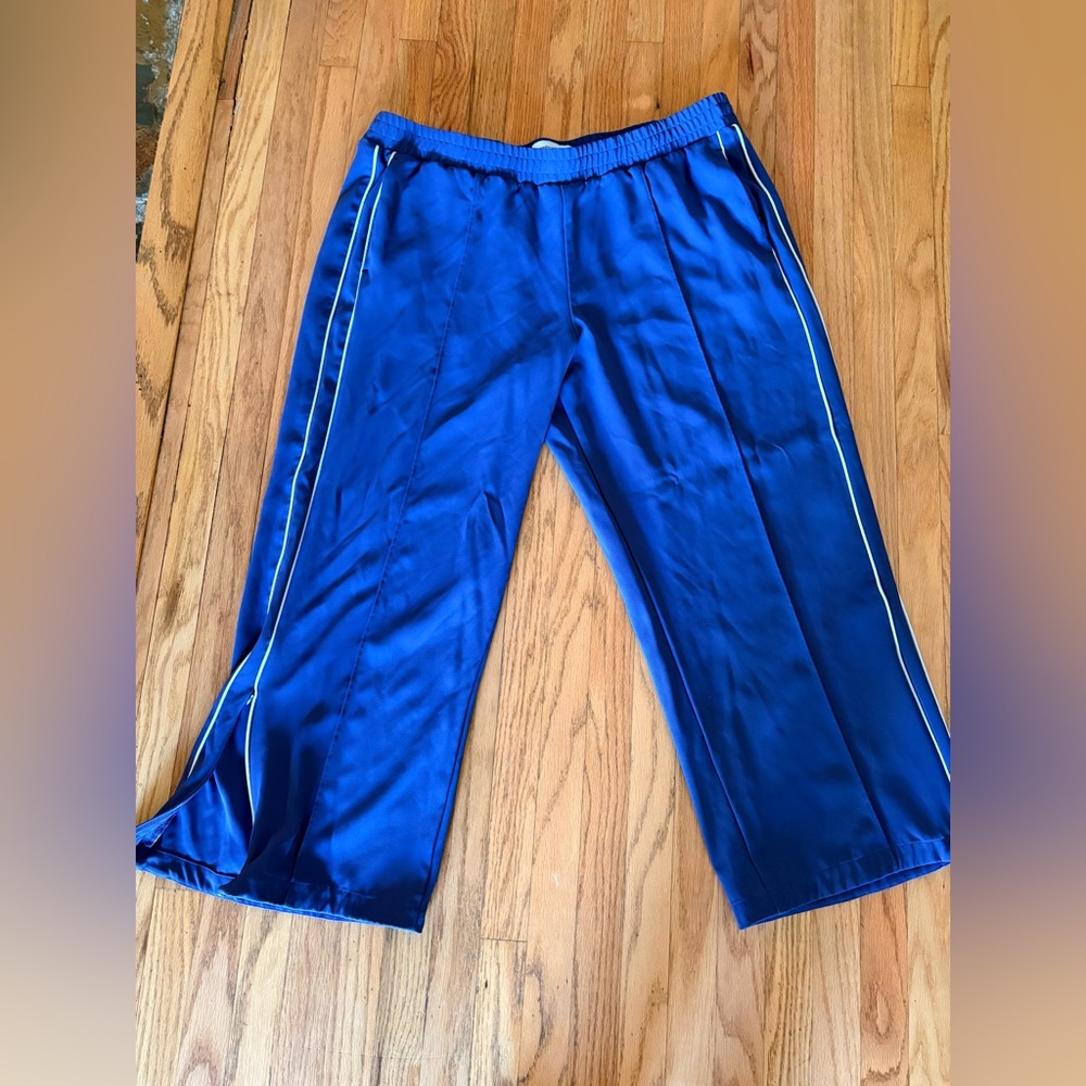 Abercrombie Women’s Blue Track Pant